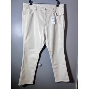 Good American Faux Leather Pants Size 22 Plus Bone High Rise Straight NWT